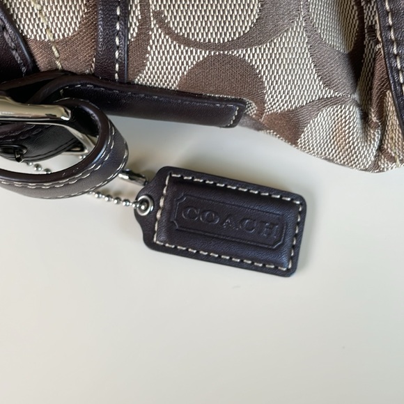 Coach Buckle Purse - Picture 5 of 8